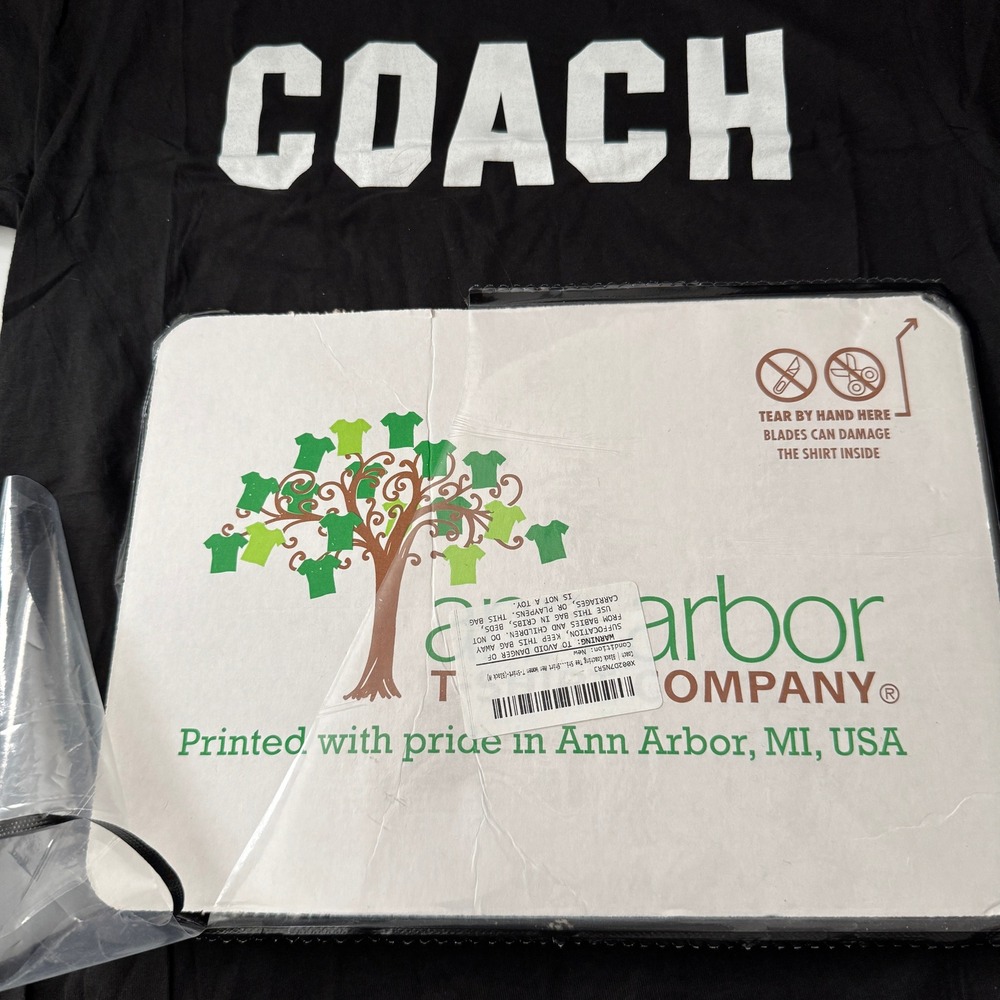 Tultex Coach Graphic T Shirt Black‎ Short Sleeve Crew Neck Size Medium - Picture 12 of 12